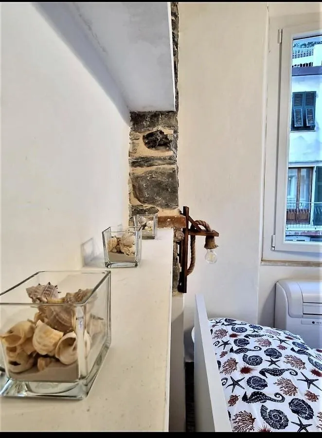 L' Onda Di Manarola Hotel