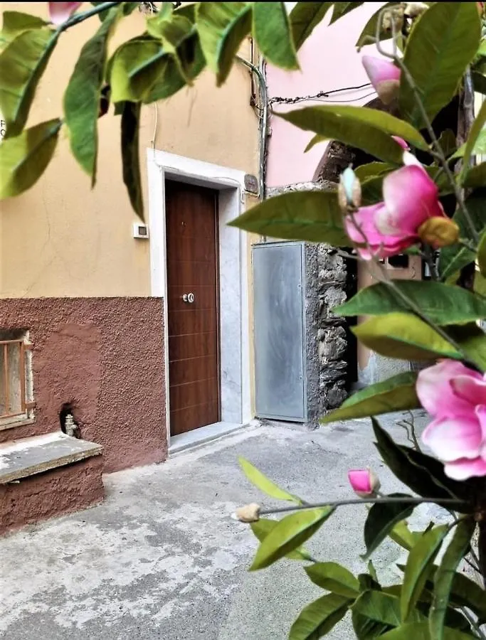 L' Onda Di Manarola Hotel Italy